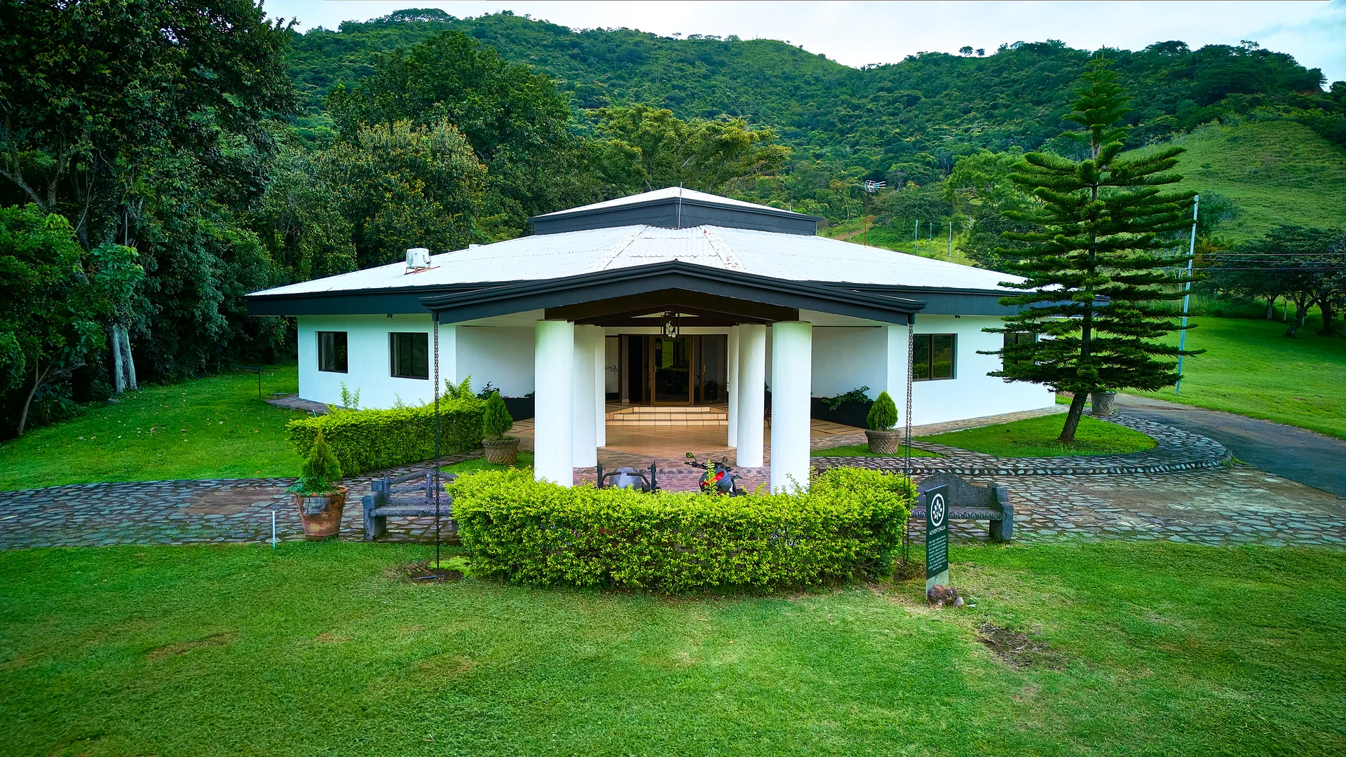 Las Brisas